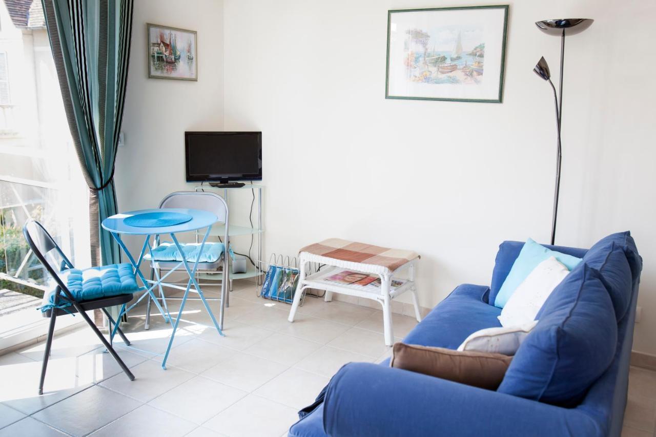 Appart Residence Proche Plage Avec Piscine Et Parking Couvert Prive Мервил-Франсвил-Плаж Екстериор снимка